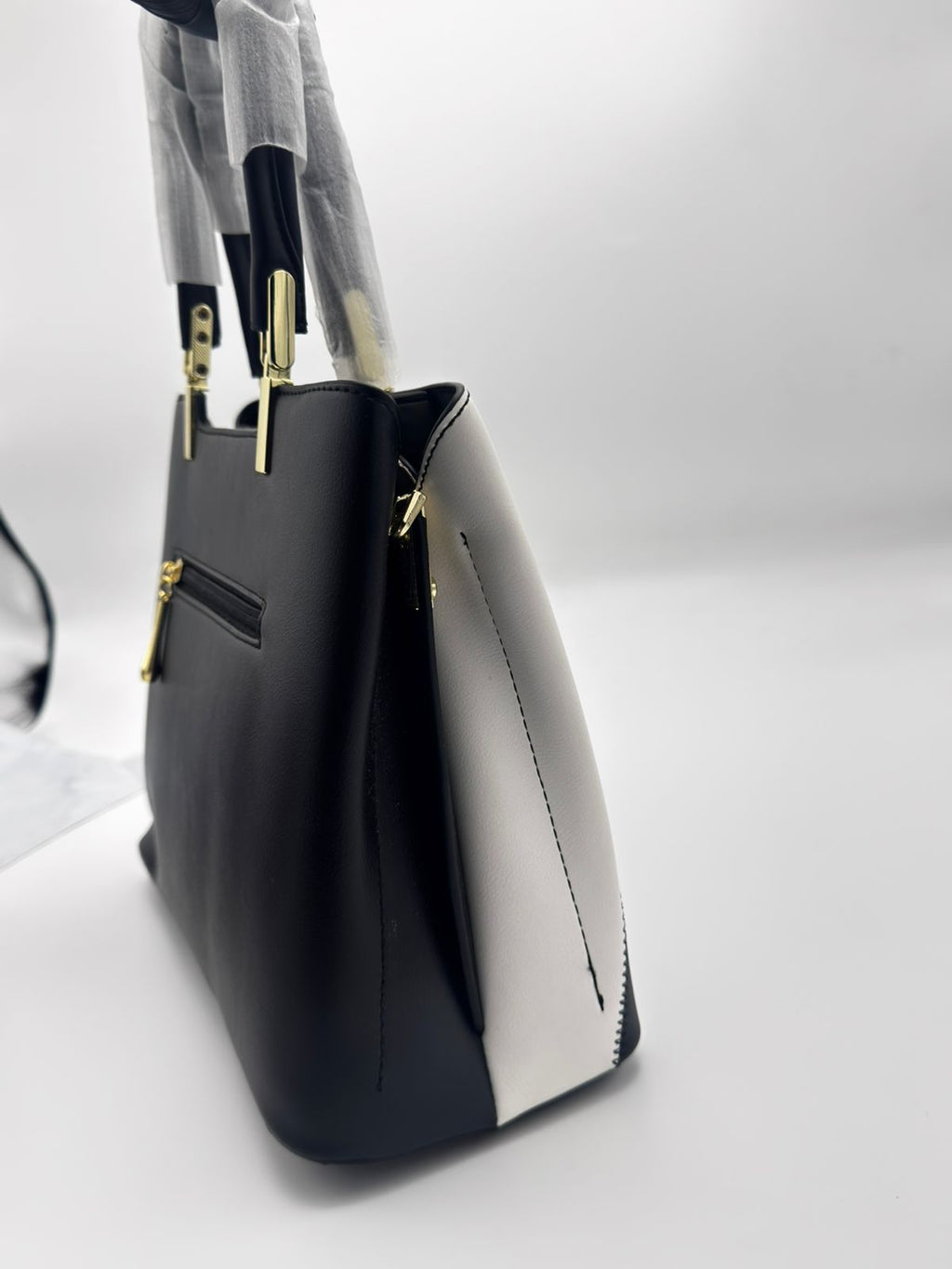 Samiqi Soft Leather Handbag